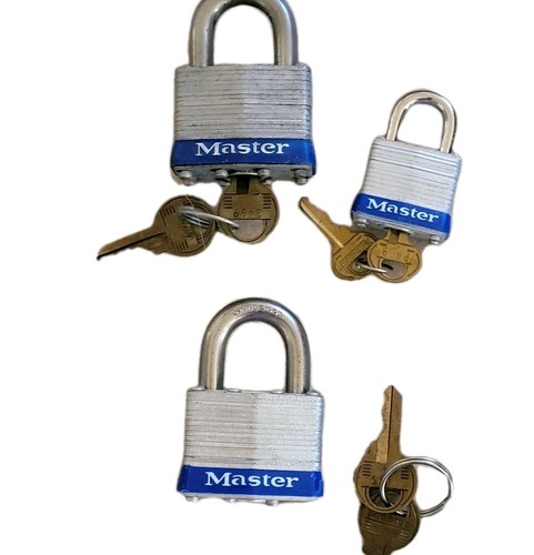 Lot vintage master padlocks - master,